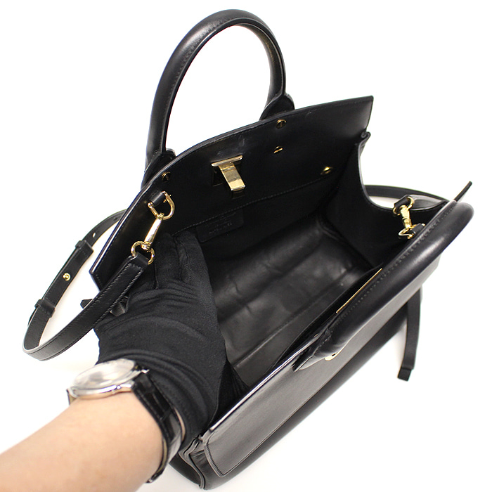 Ferragamo(페라가모) 21 H159 블랙 카프스킨 금장 간치니 스튜디오 스몰 2WAY